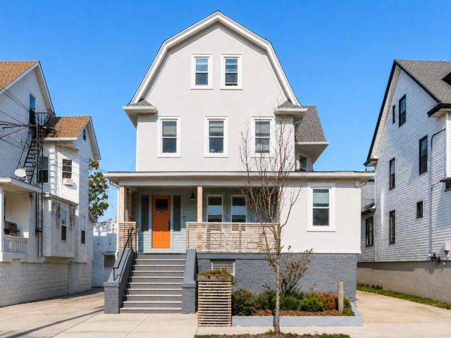 2 BR, 1.00 BTH Apartment style home in Arverne